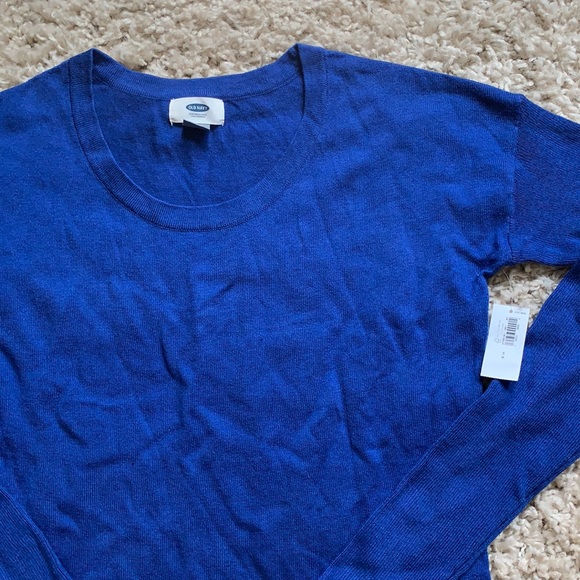 Light Sweater - Picture 2 of 2